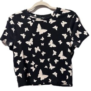 Wild Fable butterfly black white ribbed tee well loved crop